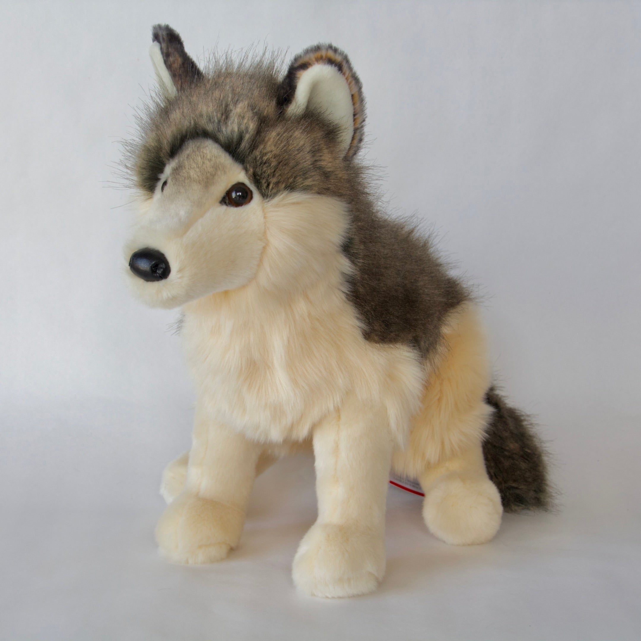 Smoke DLux Wolf